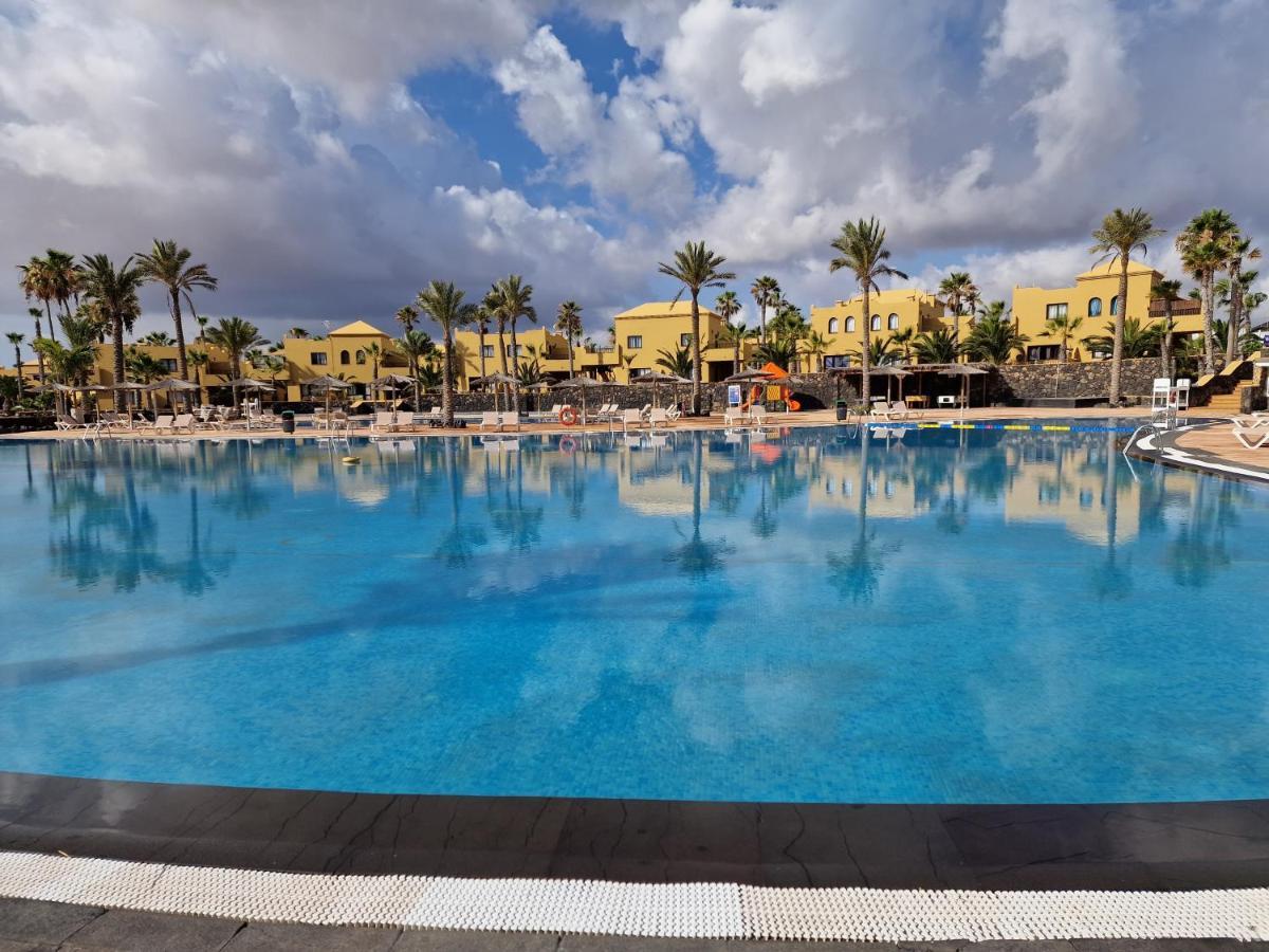 Casa Mari Y Jose Con Grandes Piscinas Y Wifi Gratis Apartment Corralejo Luaran gambar